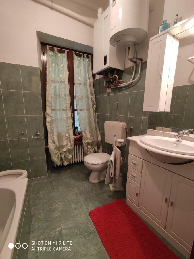 Apartament Ex Ostu Impero: Vino, Tartufo Ed Ospitalita La Morra Zewnętrze zdjęcie